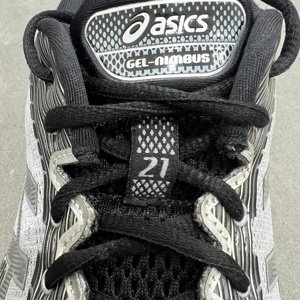 Asics Gel-Nimbus 21 Running Shoes Mens 12 Sheet Rock Silver Platinum Sneakers
